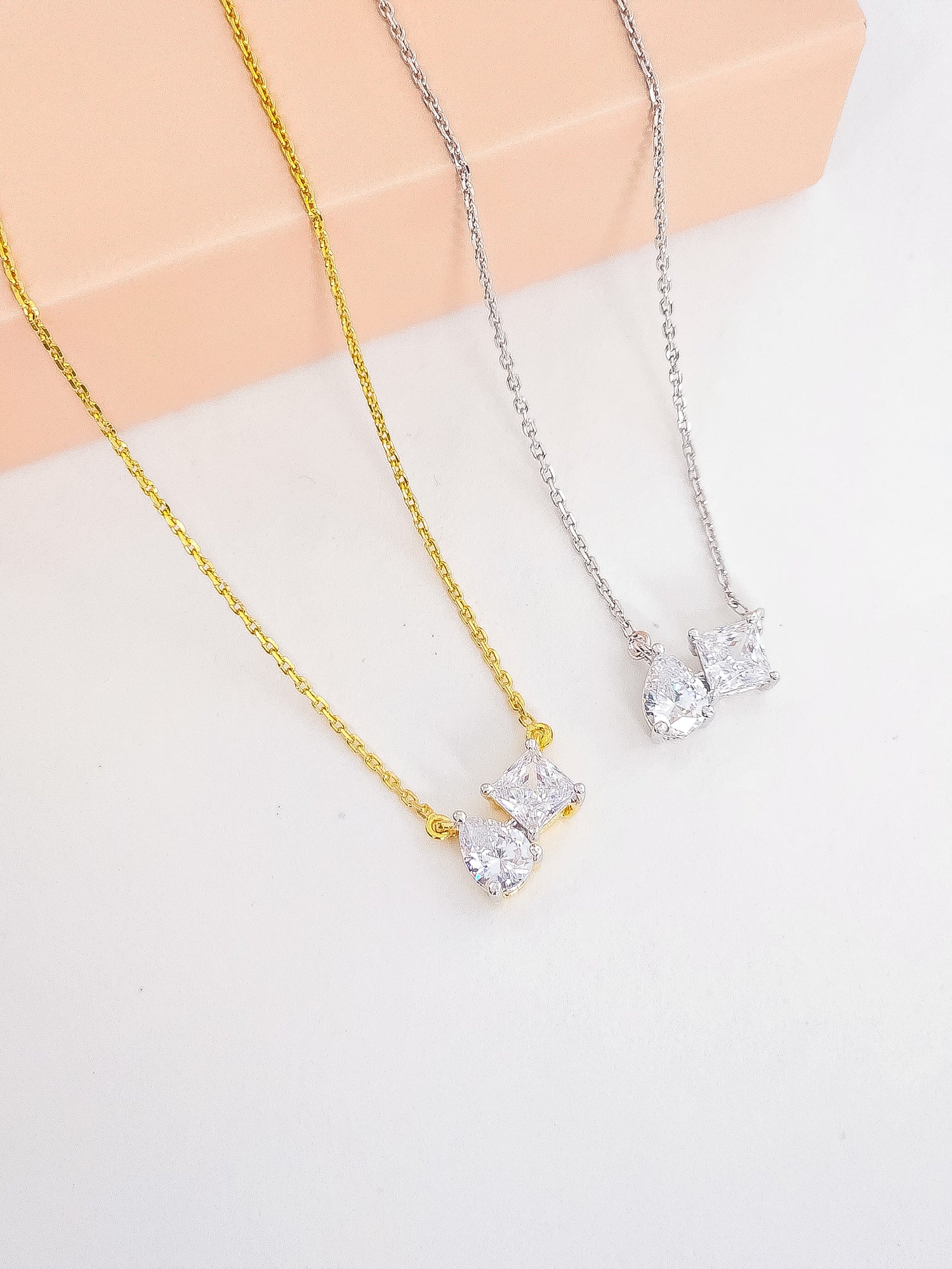 Toi et Moi Necklace Gold