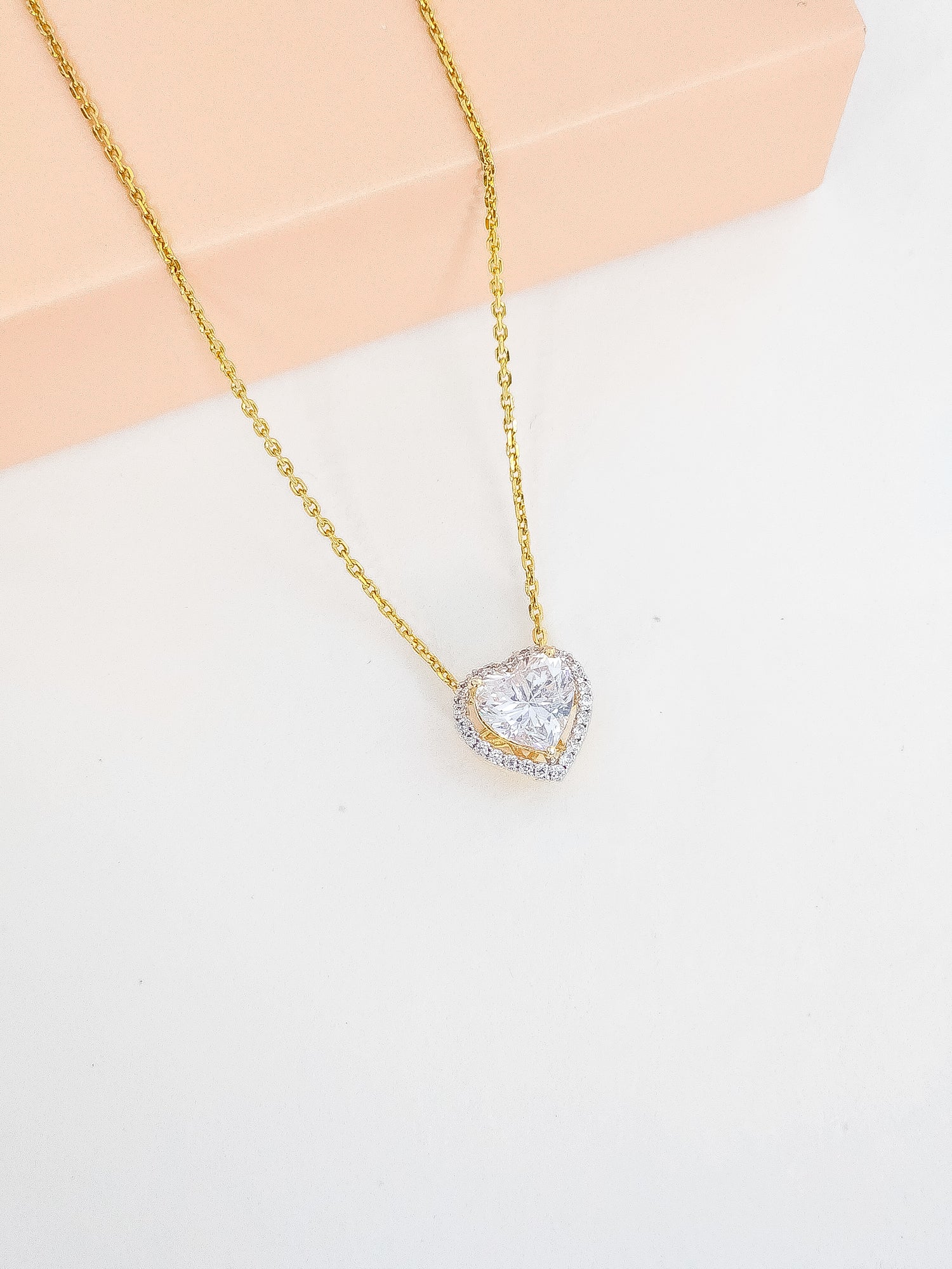 Amora Heart Pendant Gold