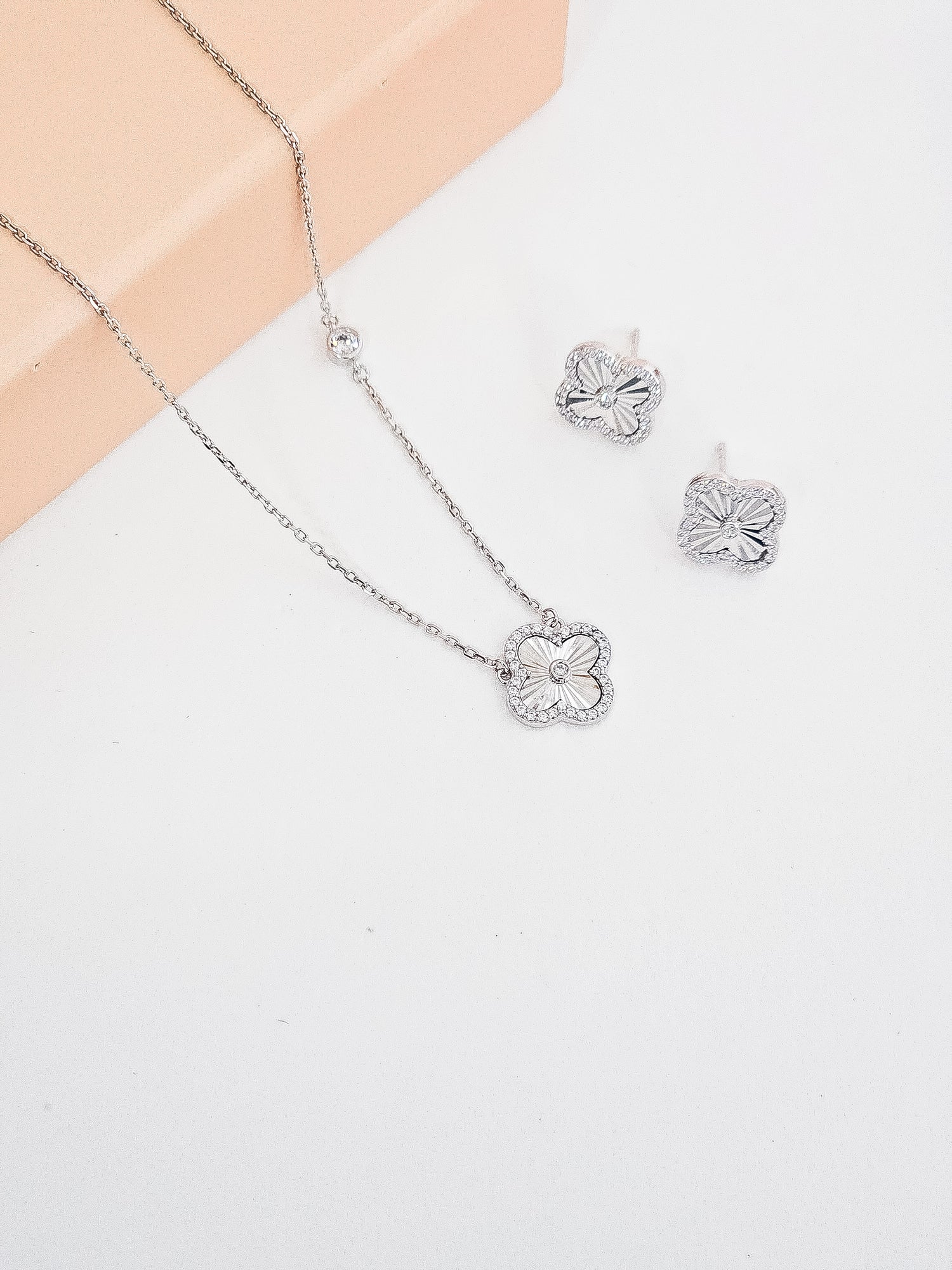 Silver Pendant Set